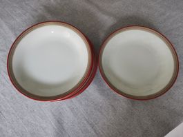 assiettes plates