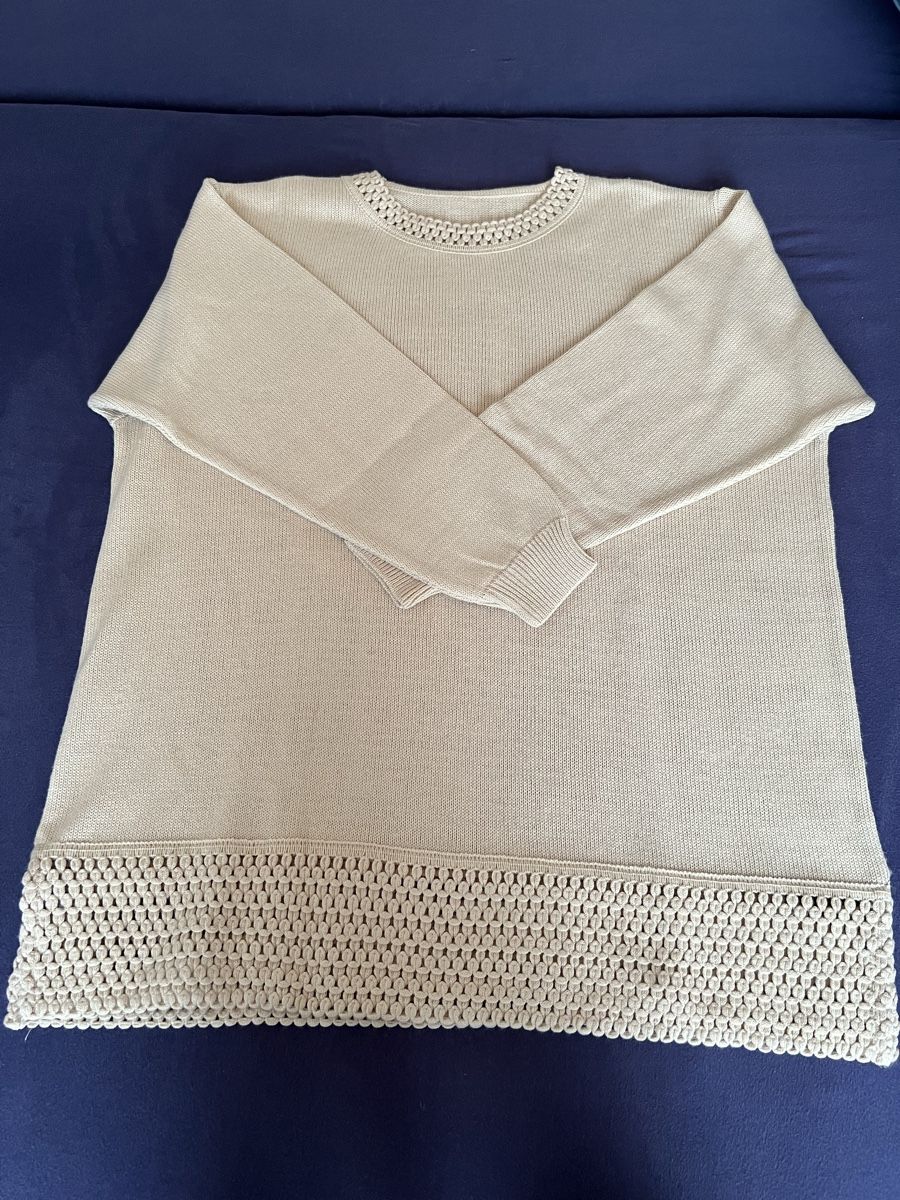 Pulls & Sweat-shirts: Strickpullover beige mit Bordure  – D'occasion à Betschwanden par Dognose 1
