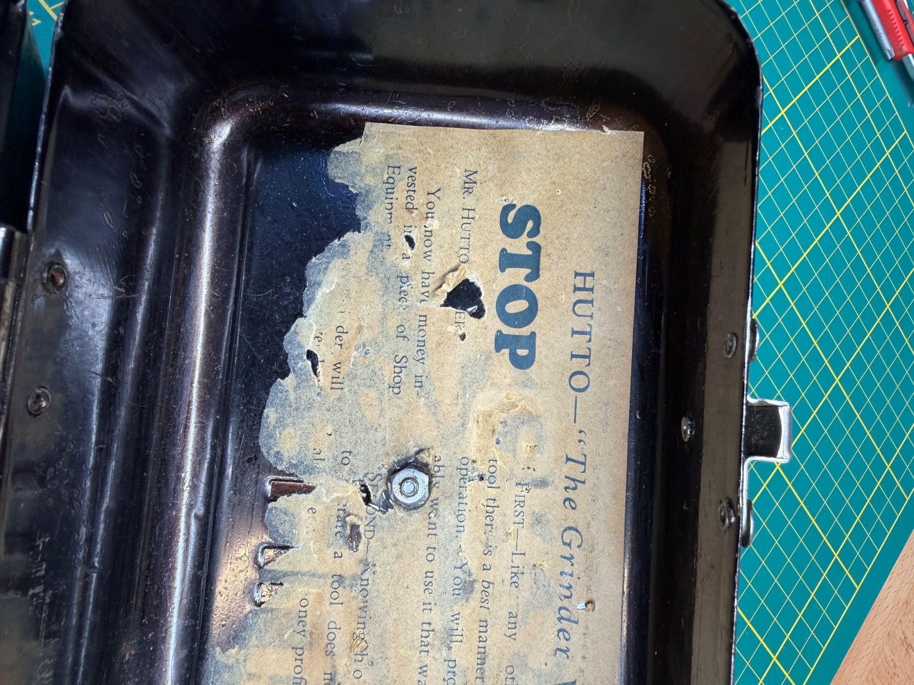 Tutti gli attrezzi: Vintage  Werkzeugkasten mit hammer – Usato da Niederhasli venduto da swissbrocki 8