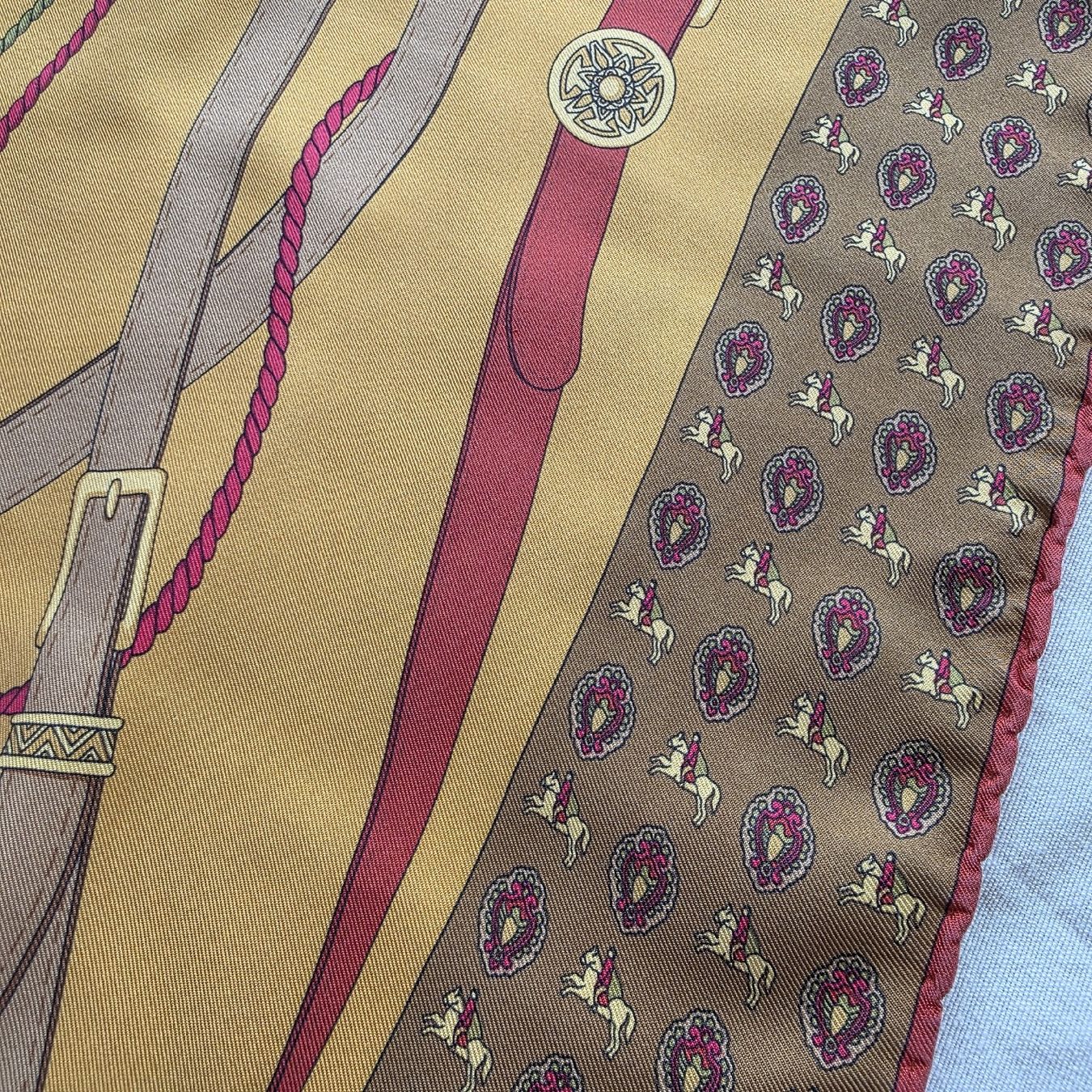 Celine Foulard & Sciarpe: Celine Vintage Schal 85×85 cm – Usato da Zürich venduto da LIMAR 5