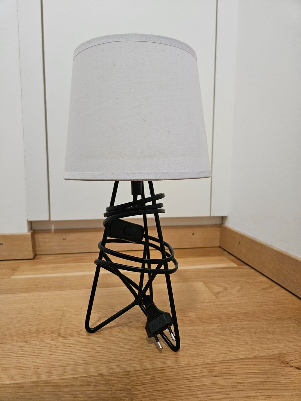 Lampade: Lampe de chevet comme neuve – Usato da Châtelaine venduto da larmn5jk 2
