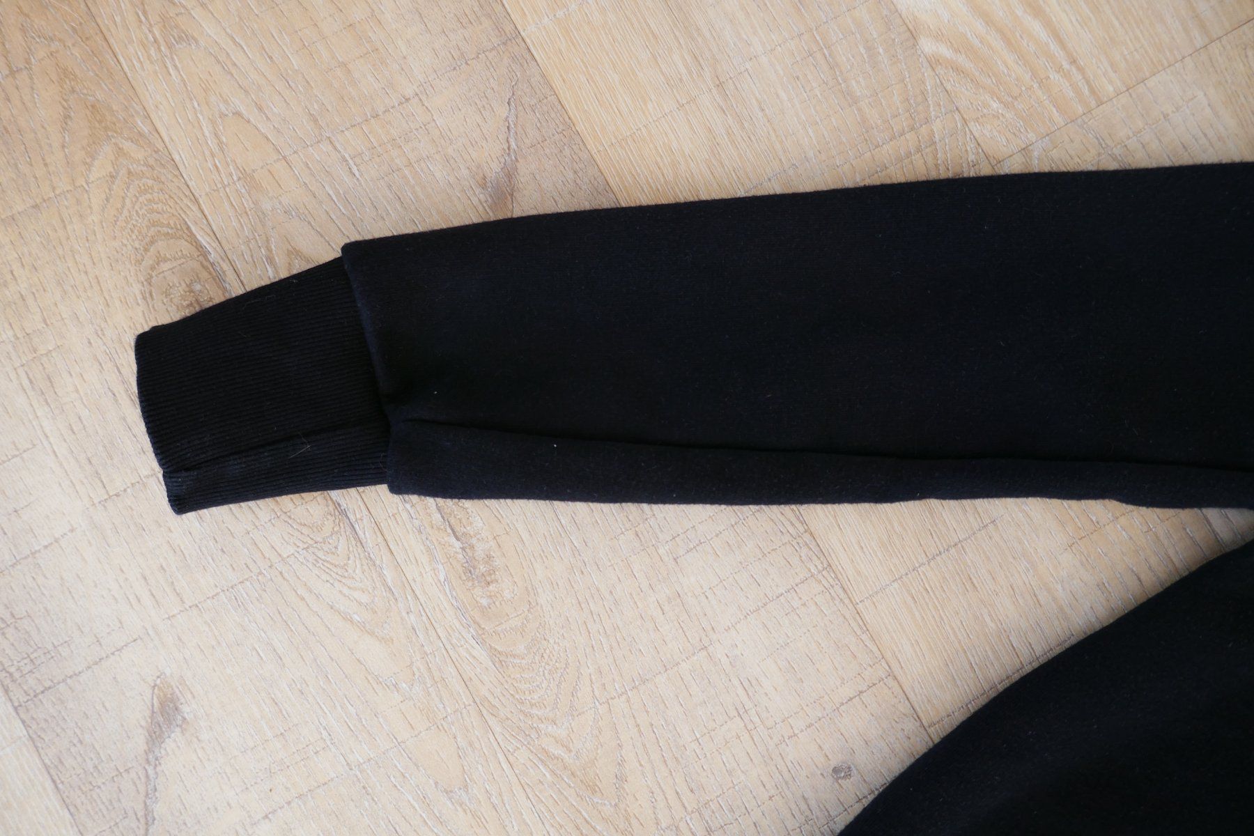 Giacche: Sweatjacke Gr. S, schwarz – Usato da Port venduto da uzuku 5