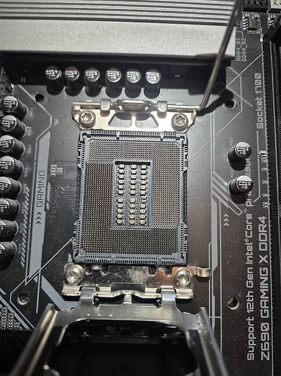 Schede madri: Gigabyte Z690 Gaming x DDR4 – Usato da Humlikon venduto da xen_p28s 3