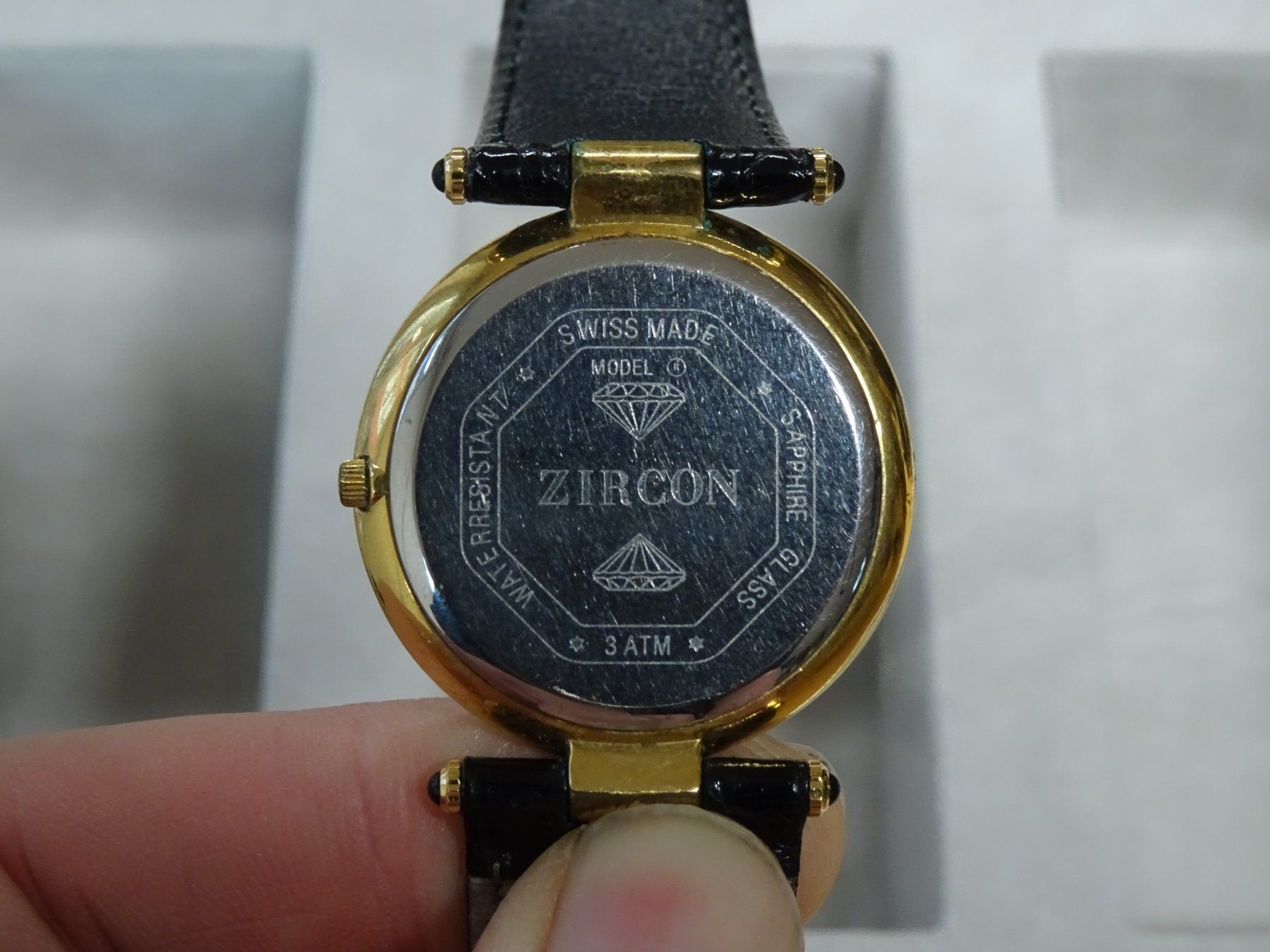 Uhren: Zircon Quarzuhr – Gebraucht aus Winterthur von Sintoras01 2