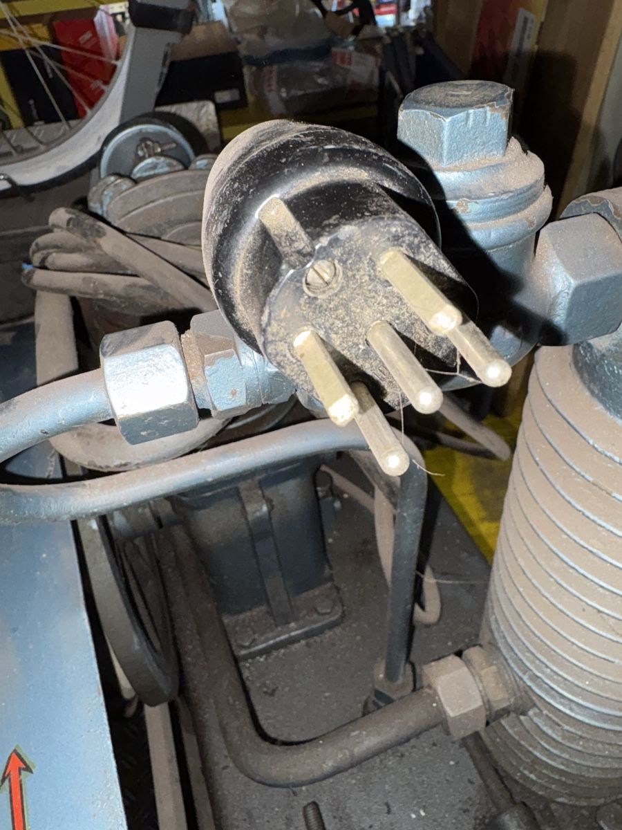 Kompressoren: Druckluftkompressor – Gebraucht aus Brittnau von firefly68 6