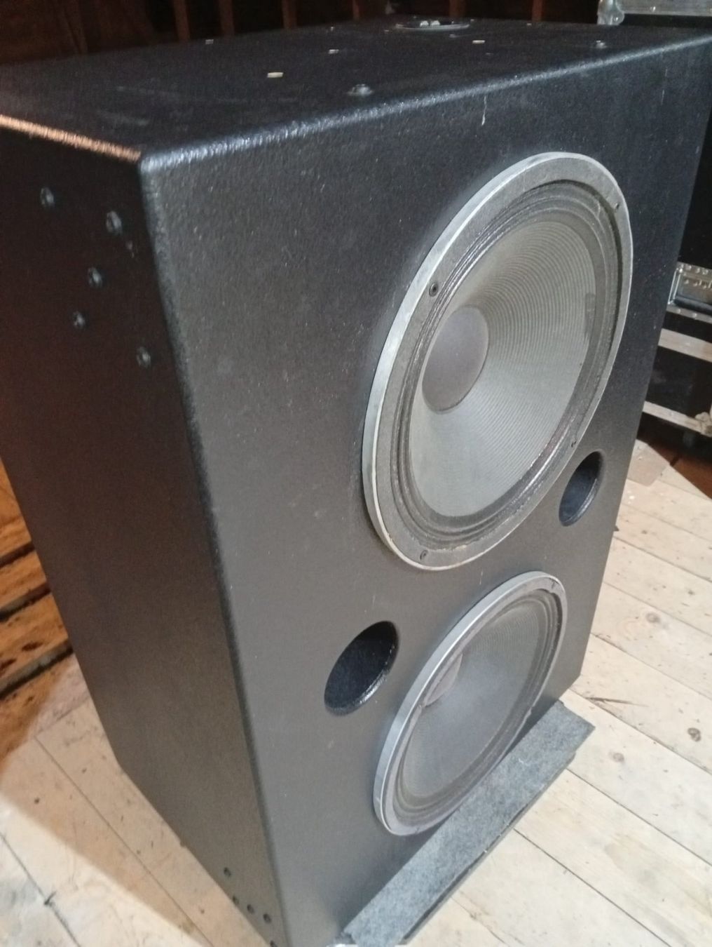 Casse acustiche: PA System - SUB 2 x 15 Zoll; Tops MPA – Usato da Koppigen venduto da connect1 3