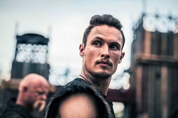 Tutti i DVDs: The Last Kingdom  Staffel 1 + 2  Blu-ray – Usato da Münchenstein venduto da vitalfit 4