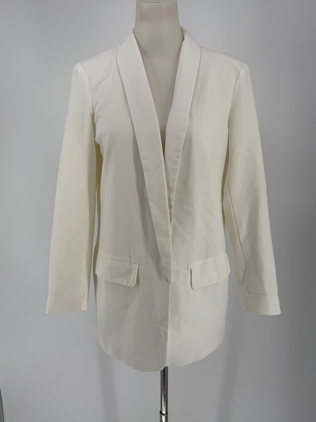 Only Jacken: Only Blazer Gr. 40 – Gebraucht aus Auenstein von moin.
