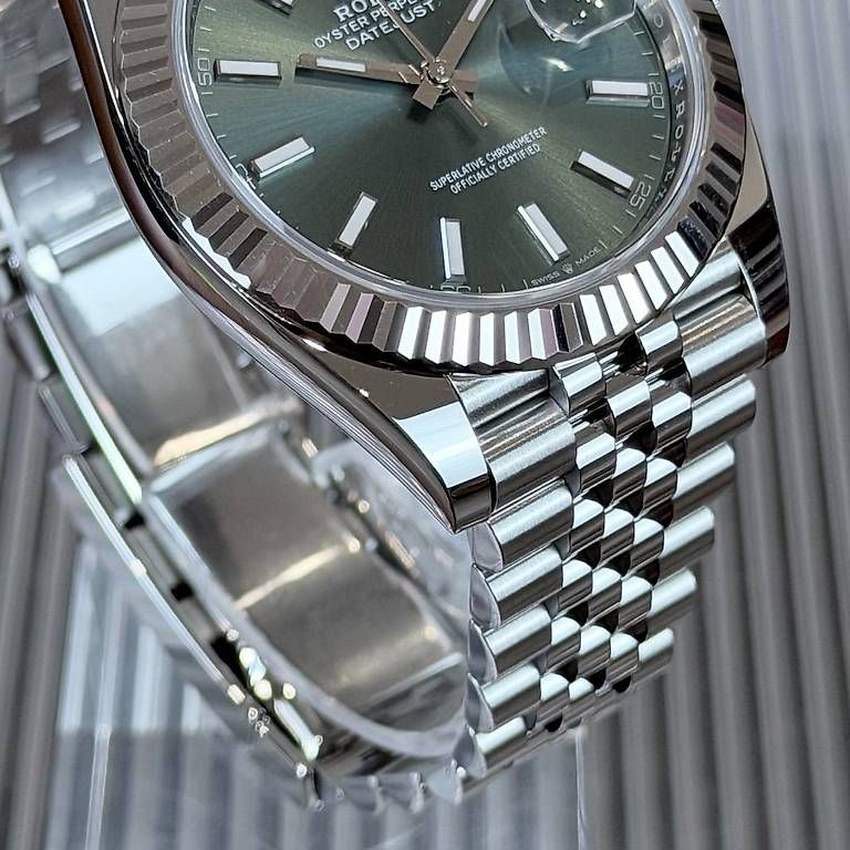 Uhren: Rolex Datejust "Mint" 41mm 126334 – Gebraucht aus Genève von minty.watches 6