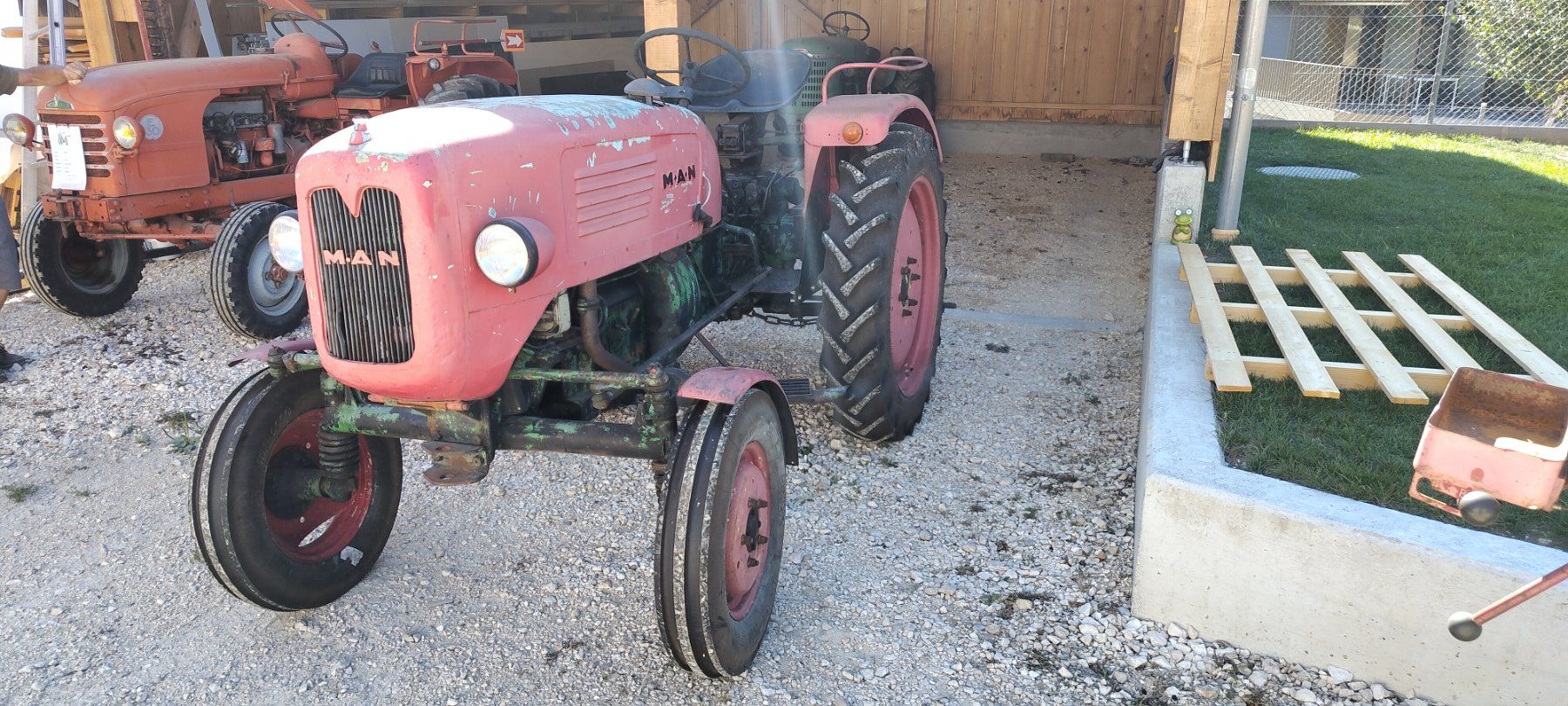 Man Traktoren: Tracteur Man – Gebraucht aus Loveresse von AtelierBurkhalter