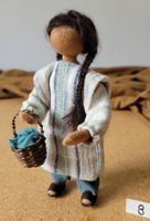 Schwarzenberger Krippenfiguren Kind/Meitli 15cm N8