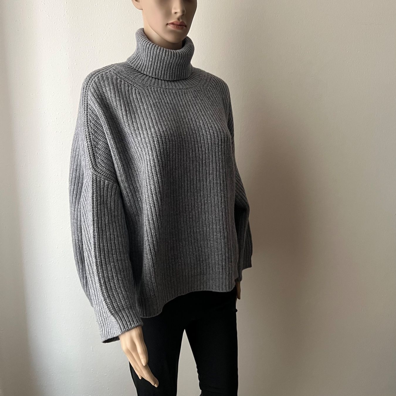 Maglioni & Felpe: MR MITTENS Rollkragenpullover | Wolle & Kaschmir 🩶 – Usato da Zürich venduto da ClosetQueen 7