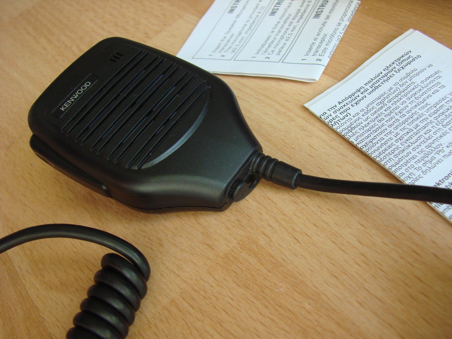 Kenwood Radiocomunicazione: Kenwood KMC-21A Mikrofon – Nuovo e nell'imballaggio originale da Niederuzwil venduto da Rade 6