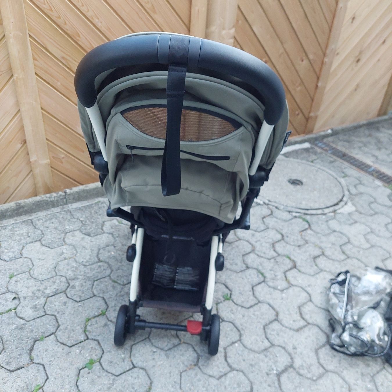 Babyzen Poussette: Babyzen YOYO2 Oliv – D'occasion à Belp par masterdriftking 2