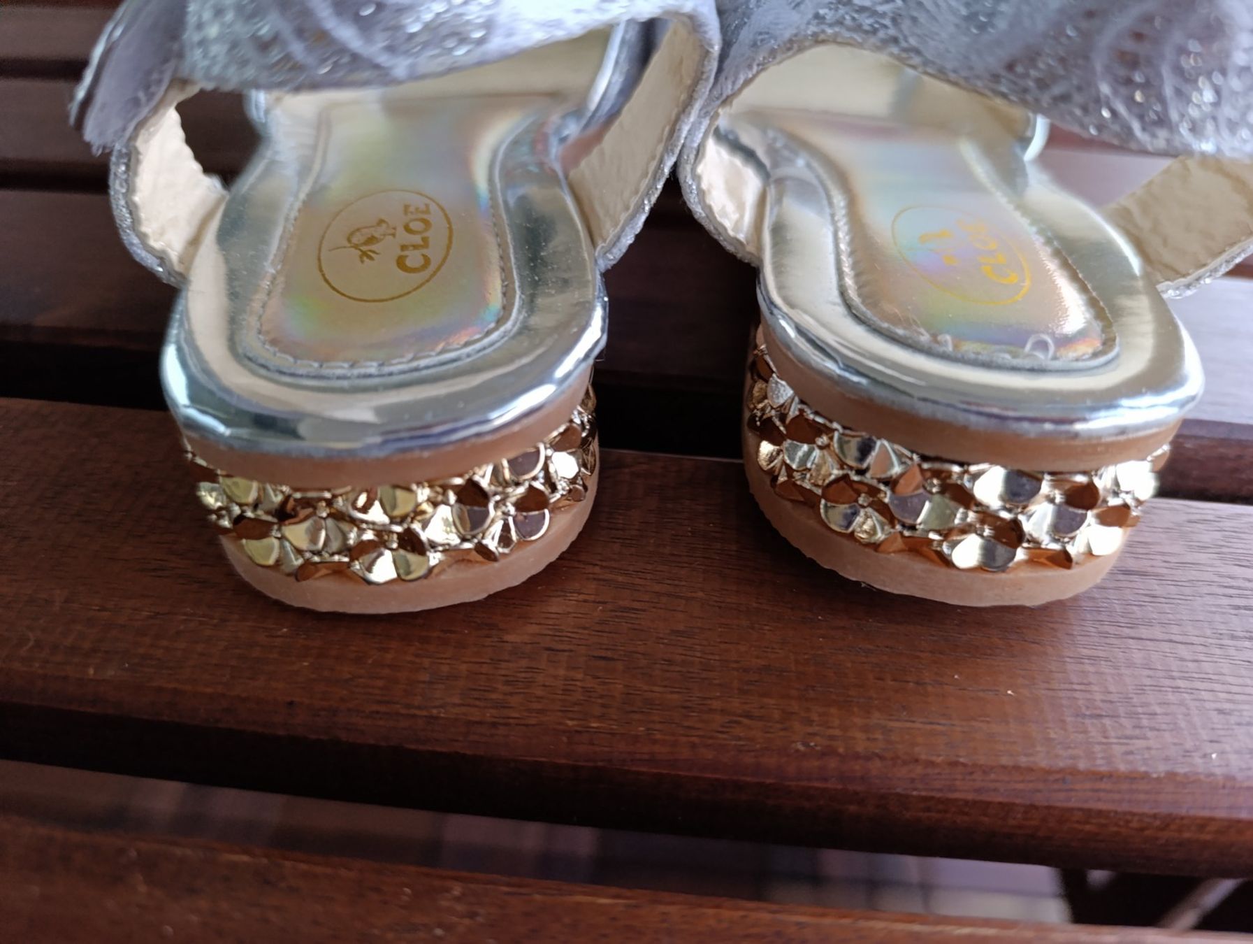 Scarpe per ragazze: Mädchen Festliche Silber Sandalen, Gr. 36 NEU – Nuovo e nell'imballaggio originale da Zürich venduto da mir_2kjl 2