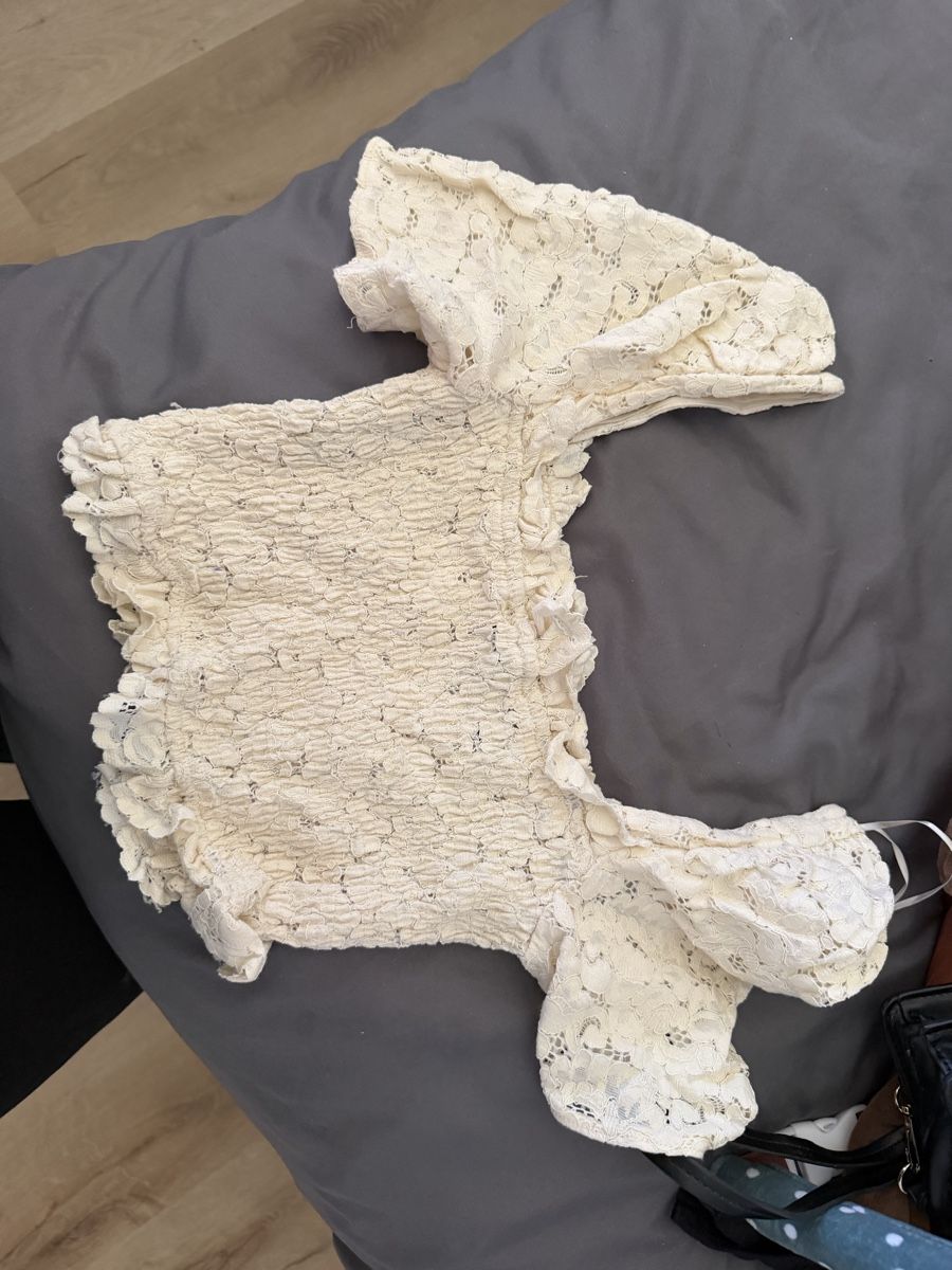 Zara Top: Zara top s – Nuovo (secondo la descrizione) da Thierachern venduto da User_amsa 1