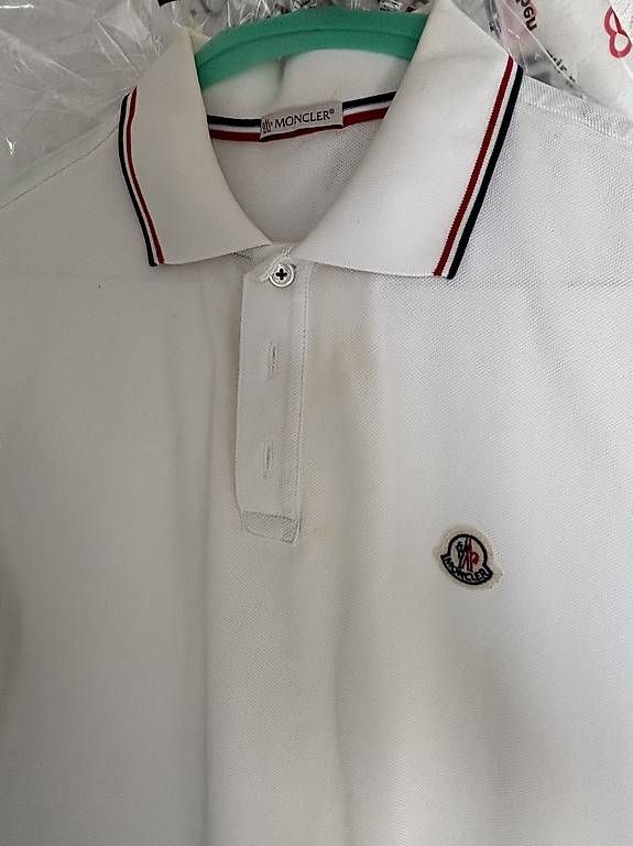 Moncler Magliette Polo: Moncler Polohemd (Grösse L) – Usato da Walchwil venduto da AlonsoXXX 1