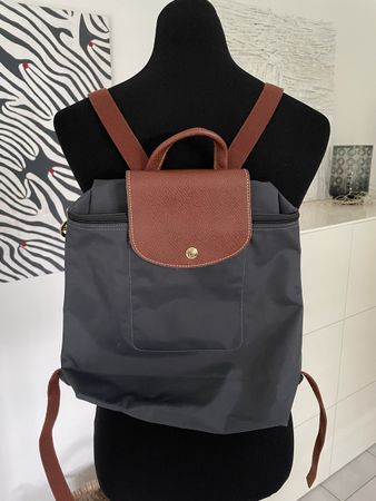 Longchamp Rucksack Le Pliage in grau