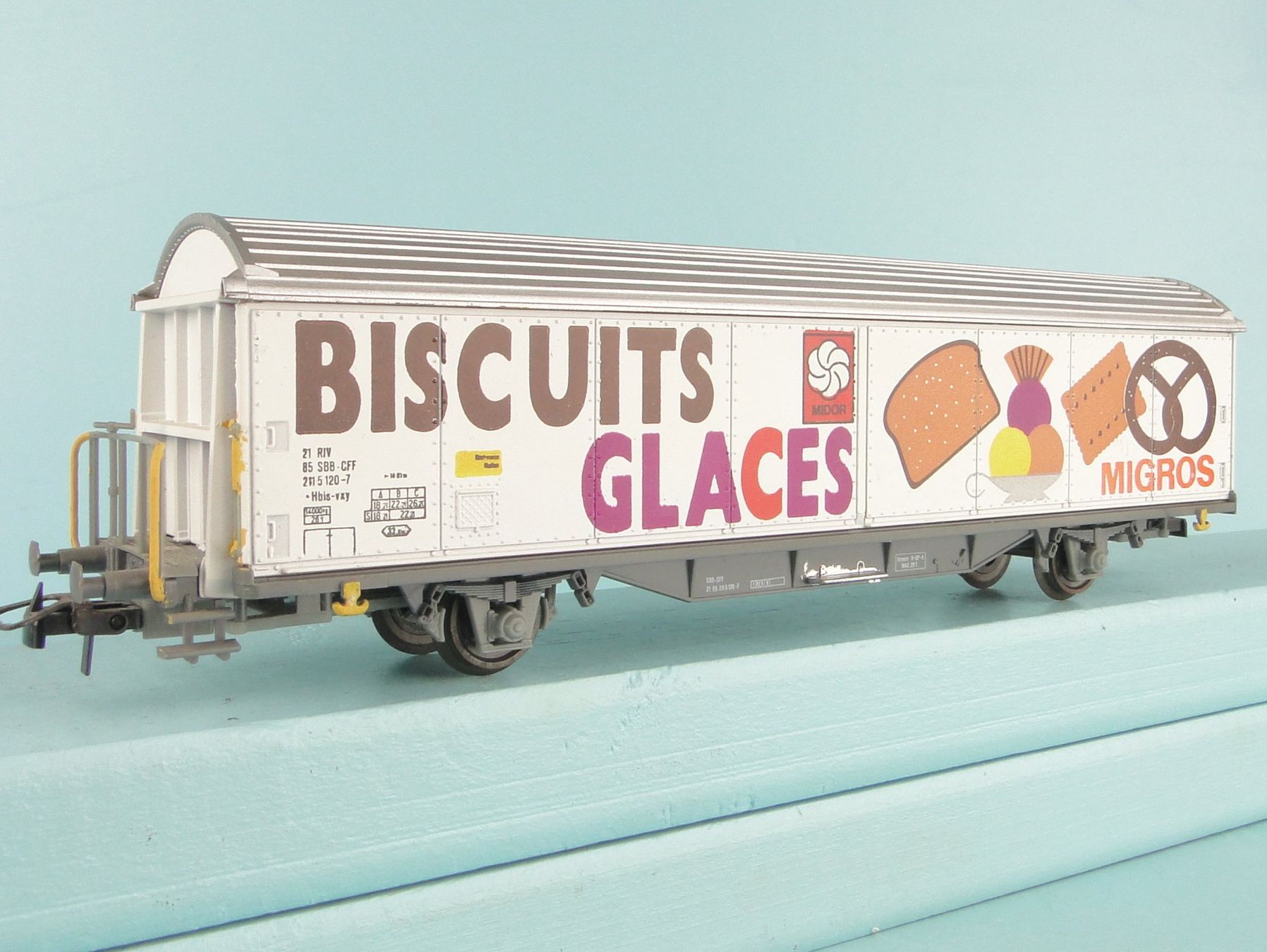 Roco Modellini di ferrovie: Roco SBB Hbis Bisquit Glaces Migros – Usato da Bülach venduto da cann11
