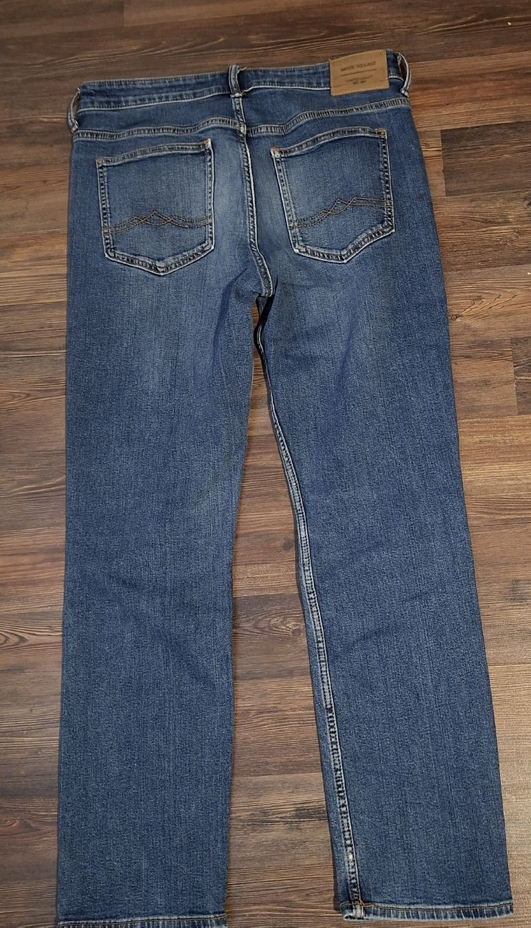 C&A Pantaloni: Herren Jeans C&A Straight  – Usato da Unterbäch VS venduto da Nifadi 3