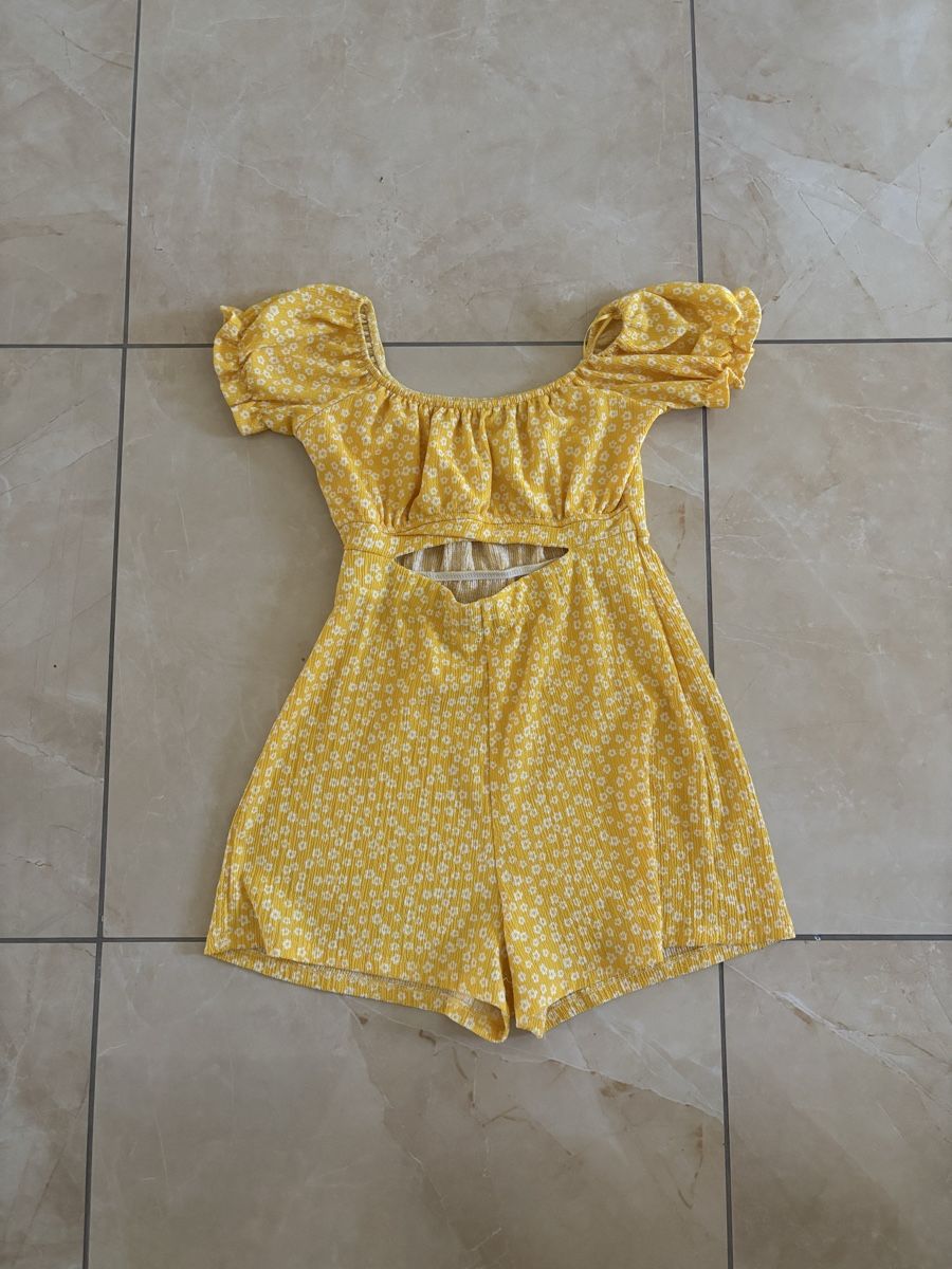 Tute: Combinaison  jaune à fleurs – Usato da La Roche FR venduto da syd_vdb6