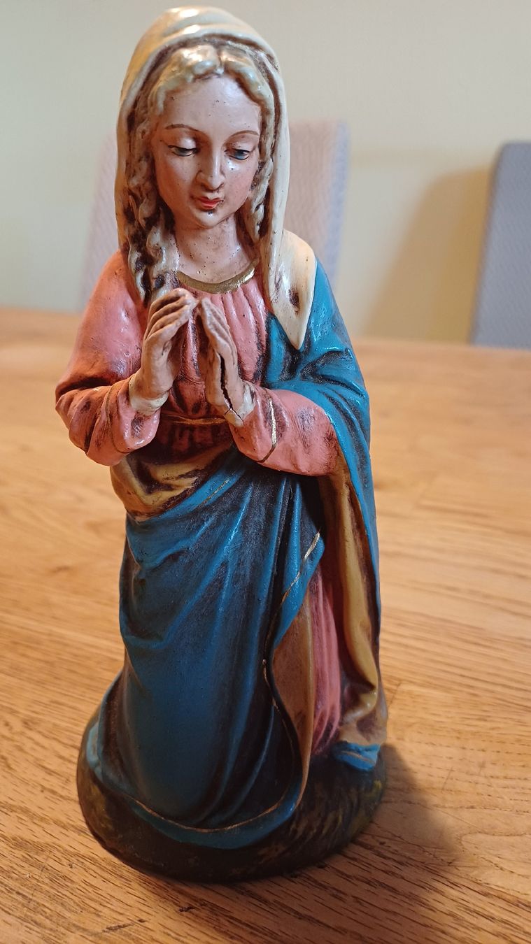 Figuren: Schöne Maria Krippenfigur – Gebraucht aus Flawil von Naphtali 1
