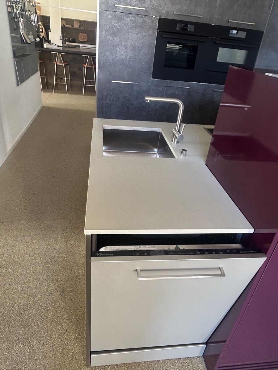 Komplettküchen: Moderne Designküche – Gebraucht aus Zell ZH von pfi8487 1