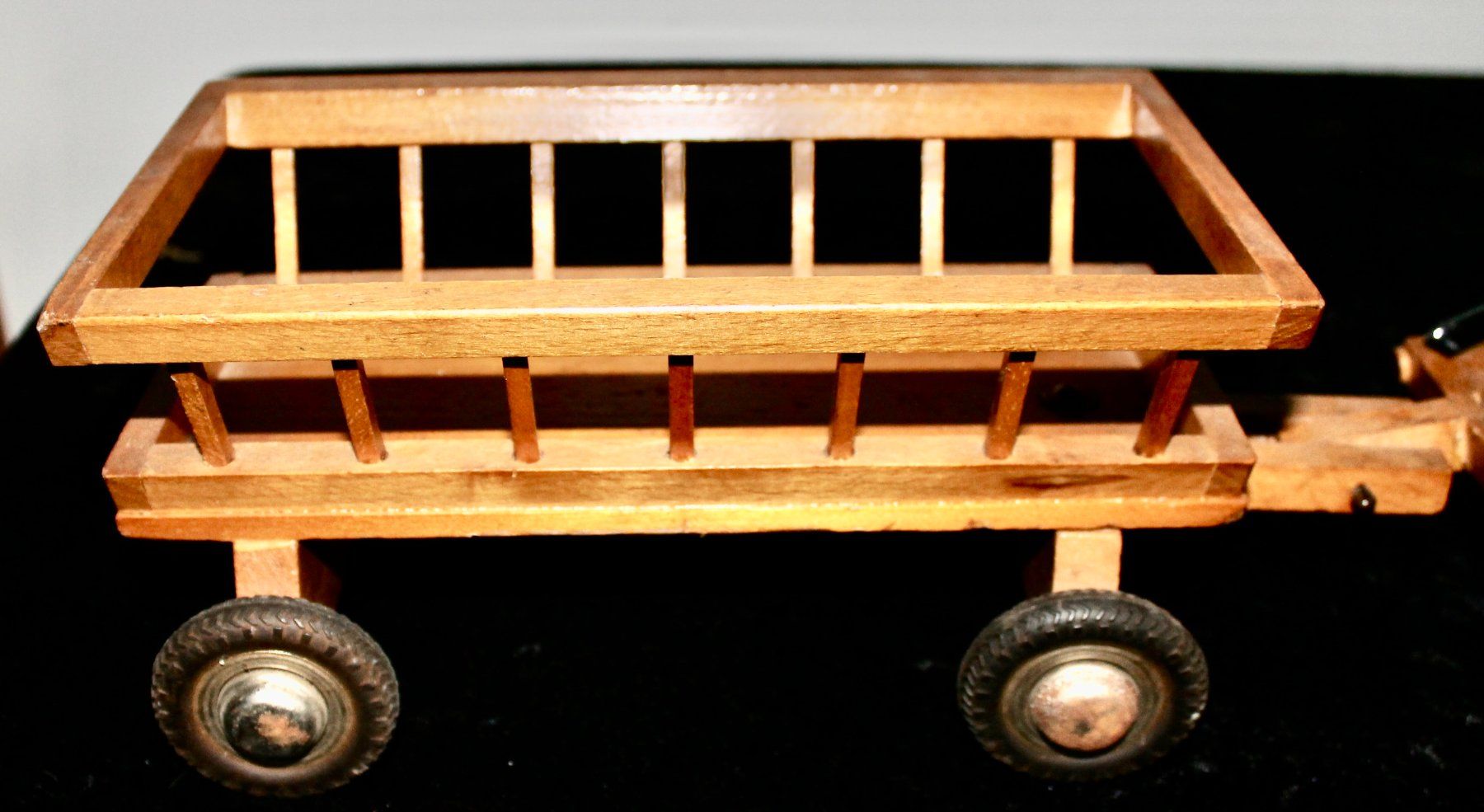 Spielzeuge: Holzpferd mit Wagen, altes Spielzeug – Gebraucht aus Kirchlindach von hekilida 2