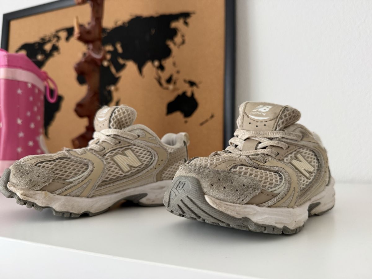 New Balance Scarpe da uomo: New balance 23.5  – Usato da Losone venduto da lis_8rfv 1