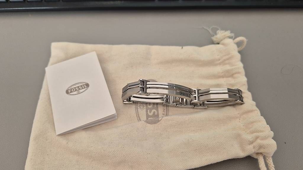 Bracciali & Braccialetti: Bracelet Fossil – Usato da Lausanne venduto da abl_8vvp