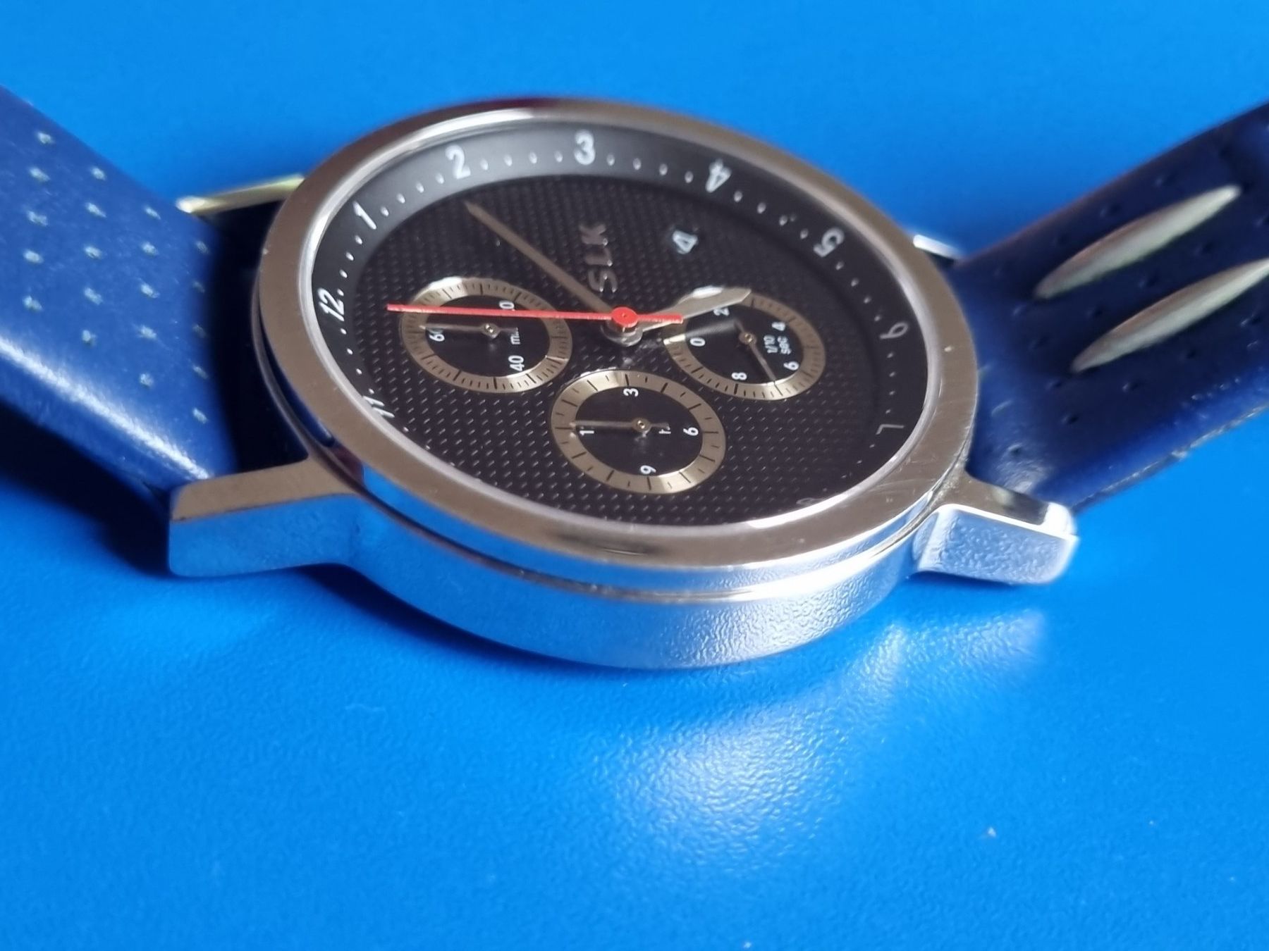 Orologi: MERCEDES BENZ SLK UHR – Usato da Schaffhausen venduto da Leveron13 6