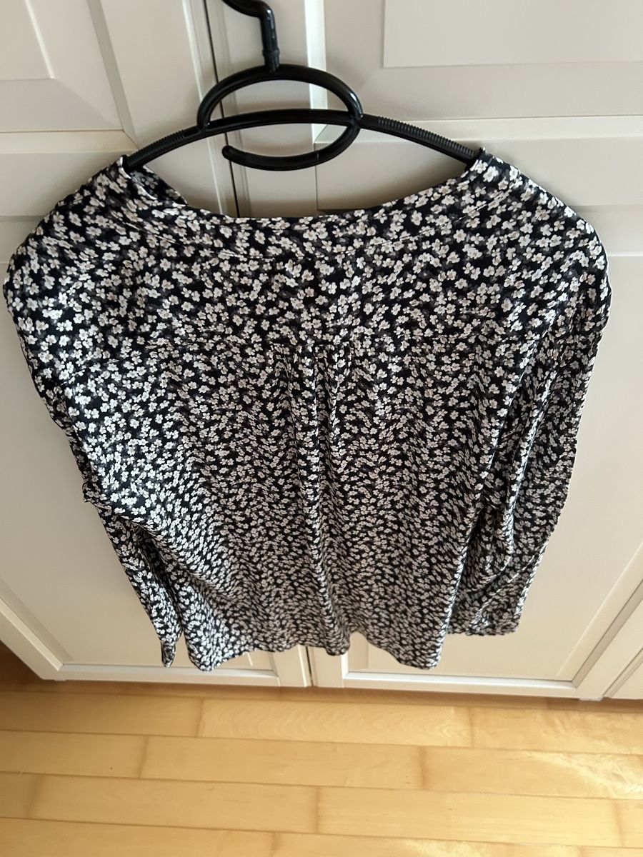 Cinque Tops: Blusen Top CINQUE, anthrazit, Grösse 36 – Neu (gemäss Beschreibung) aus Diessenhofen von Bmaurice 2