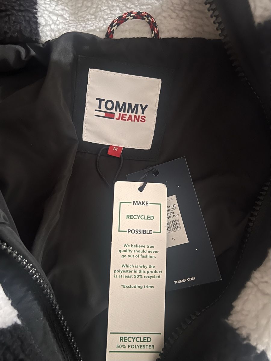 Tommy Hilfiger Jacken: Tommy Hilfiger veste – Neu und originalverpackt aus Monthey von Joseph-29 5