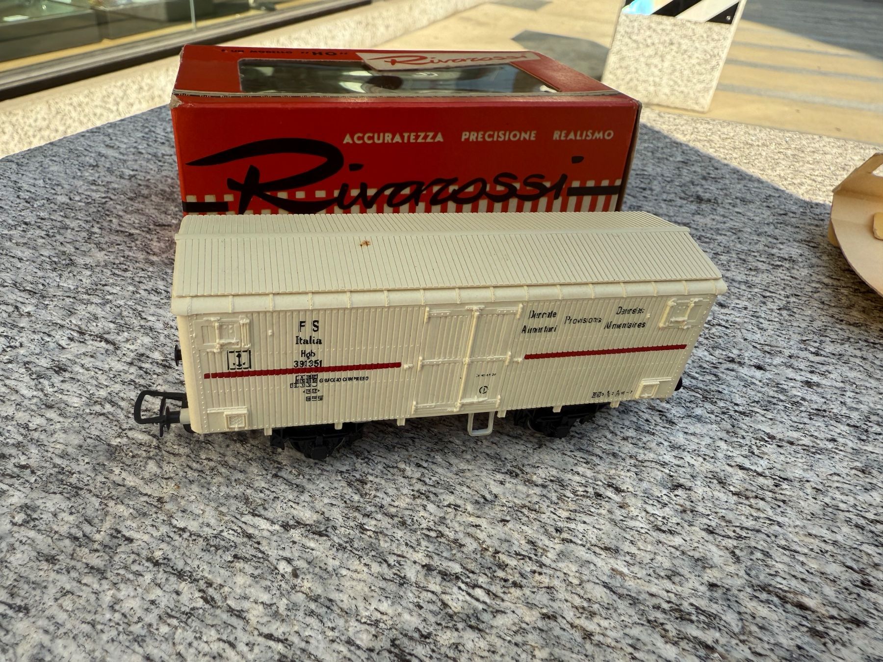 Rivarossi Modellini di ferrovie: Rivarossi H0 Vagone Merci FS – Usato da Chiasso venduto da Carrara-Modellismo 2