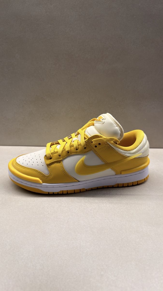 Nike Scarpe da uomo: Nike Dunk Low Twist - Nuove – Nuovo e nell'imballaggio originale da Lumino venduto da Kussed 1