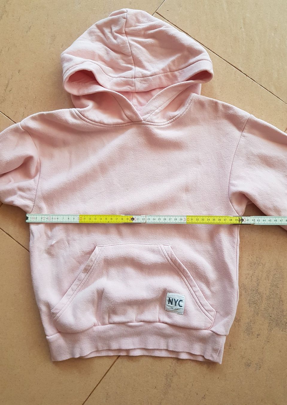 H&M Maglioni & Felpe: Kapuzenpullover alt Rosé Grösse 134/140 von H&M – Usato da Thun venduto da lede 2