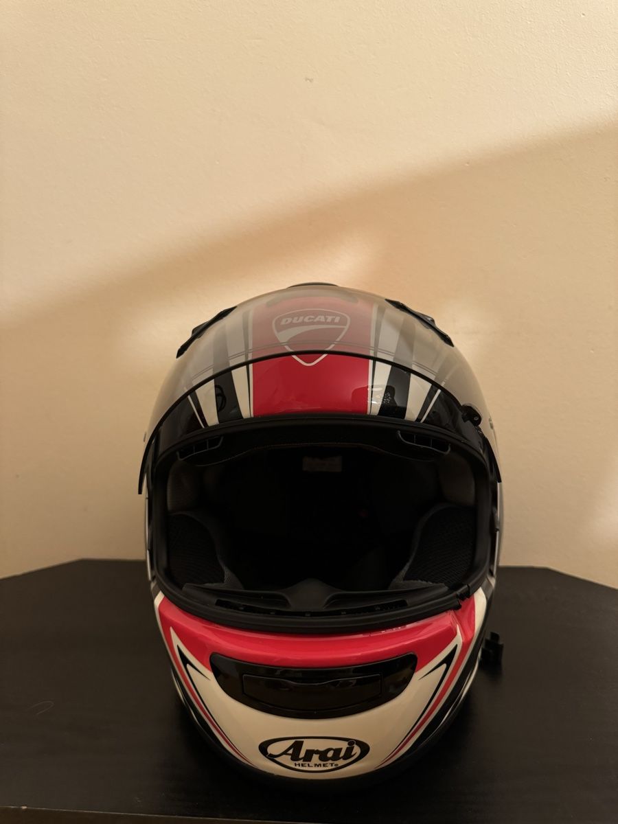 Caschi & visiere: Vendo casco ARAI Ducati Corse – Nuovo (secondo la descrizione) da Davesco-Soragno venduto da lar_n5p8 1