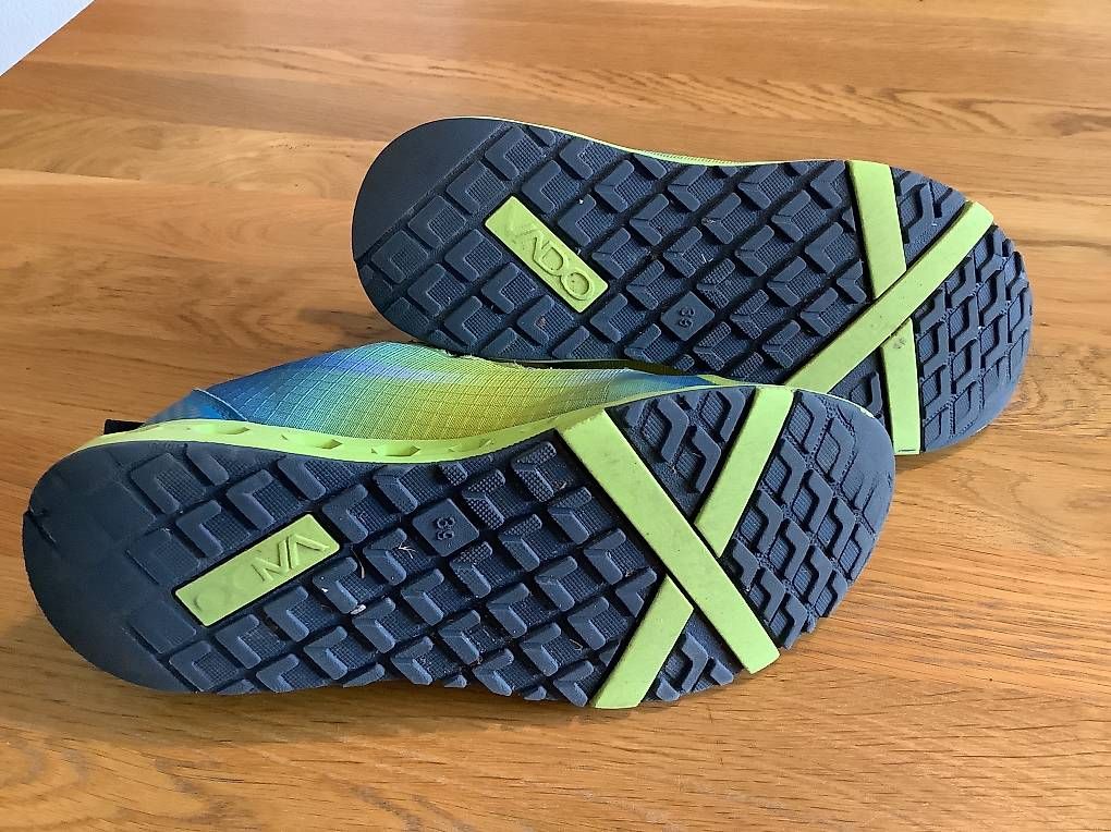 Scarpe per ragazzi: Gore Tex Schuhe von VADO – Usato da Affoltern am Albis venduto da ShugAaA 4