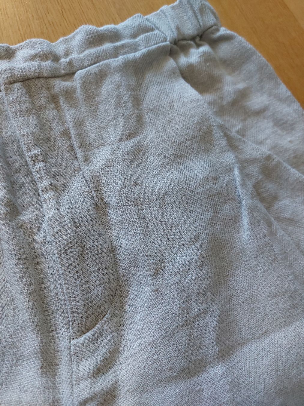 Pantaloni: Reality Studio halblange Leinenhose Gr. M Sommerhose – Usato da Horgen venduto da prinza