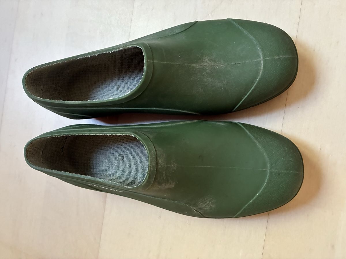 Chaussures hommes: Dunlop Gartenschuhe Gr. 42 – D'occasion à Biberist par wacholder 2