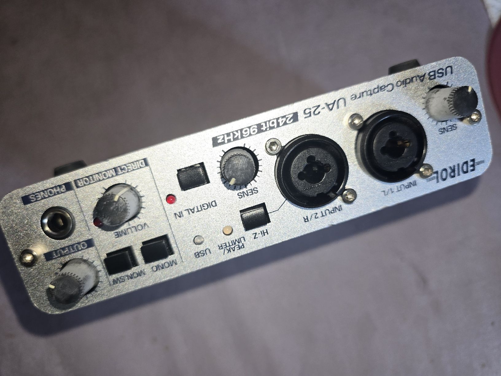 Roland Strumenti musicali: EDIROL 24BIT / 96KHZ VA-25 – Usato da Zürich venduto da Antiquedealer 4