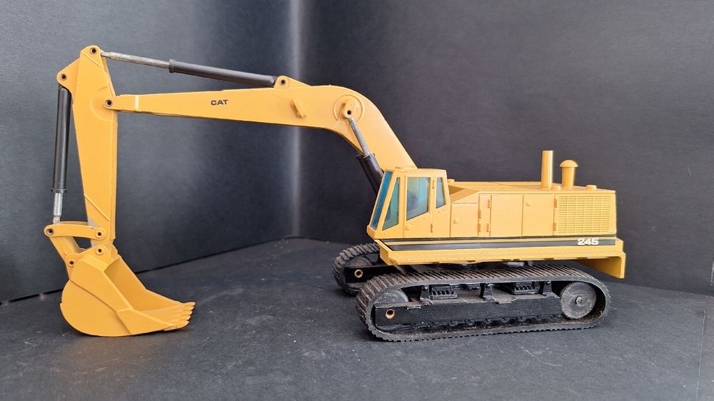 Caterpillar 245 Excavatrice Pelle Blanc #160 NZG 1:50 Emballage D