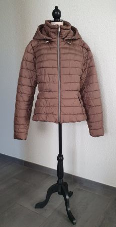 Daunenjacke / Winterjacke Zara tailliert, braun, Gr. M