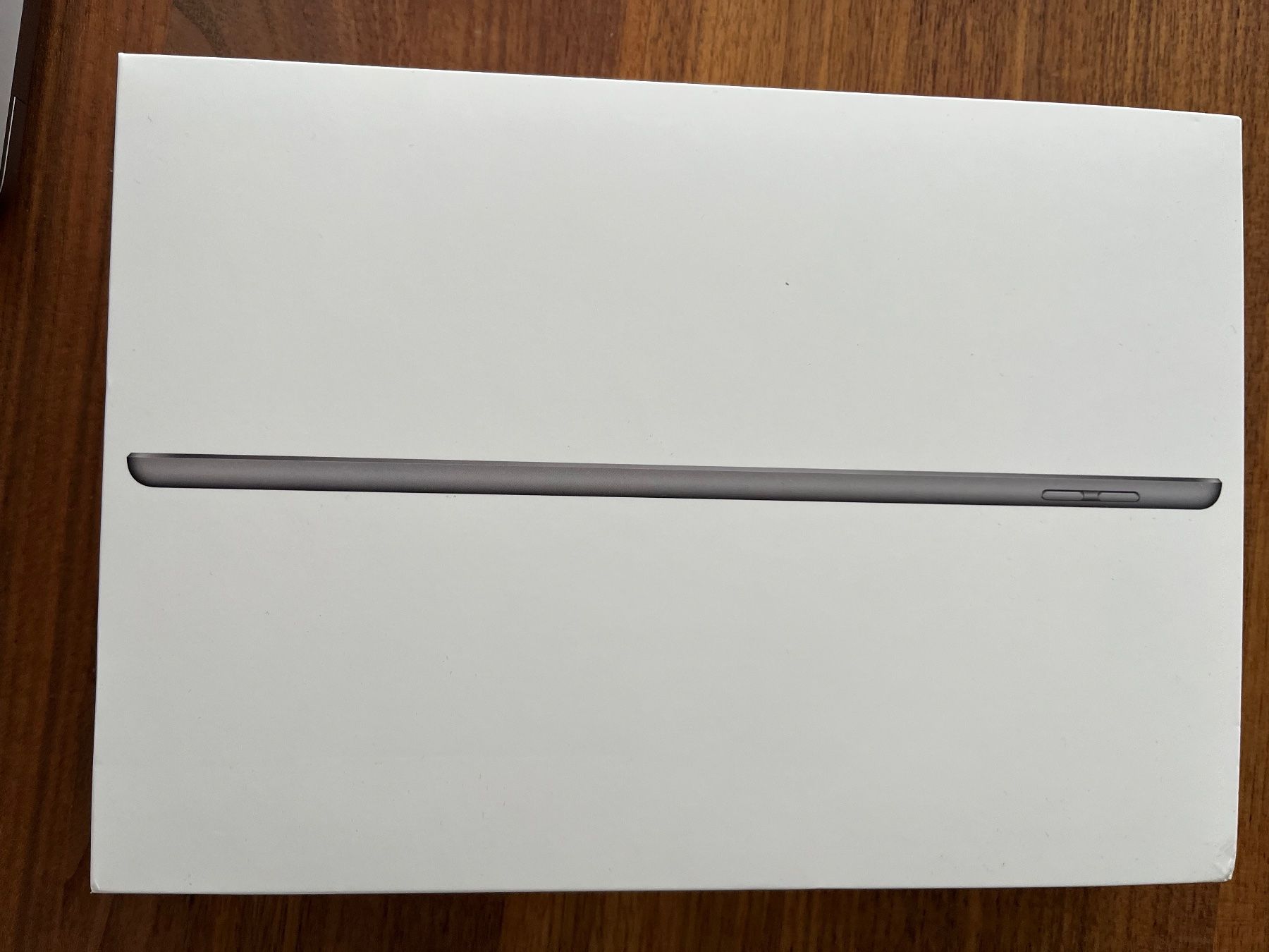 Apple Tablet PC: Ipad 8th Generation  Wi-Fi – Gebraucht aus Lyss von  3