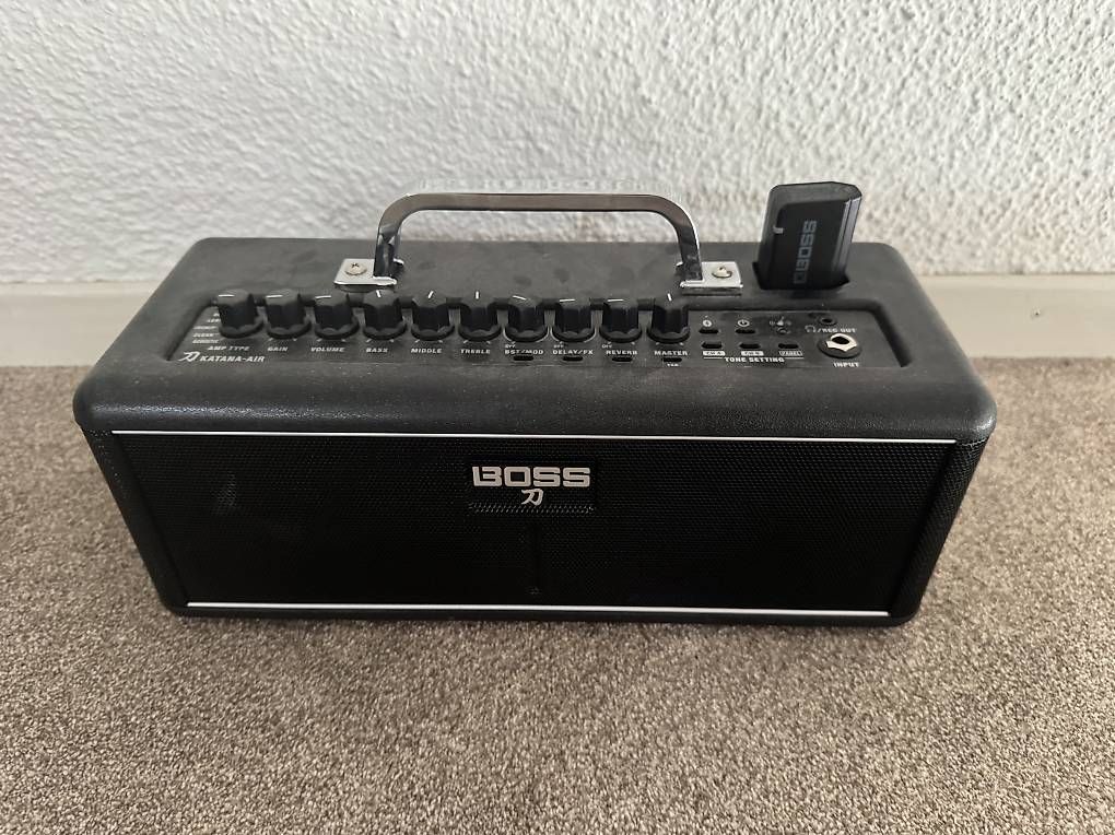 Amplificatori: Boss Katana Air – Usato da Weesen venduto da elp_zyf5 1