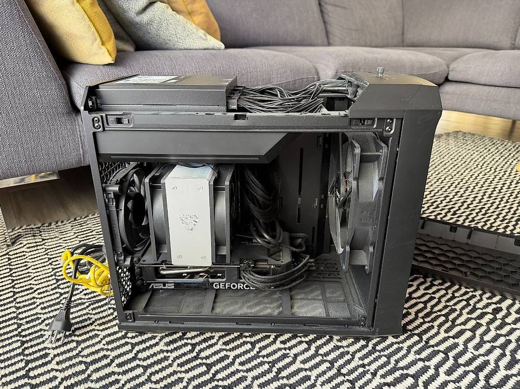 Nvidia PC: Gaming PC RTX 4060 8GB 32 GB RAM – Usato da Immensee venduto da Enjoey92 3