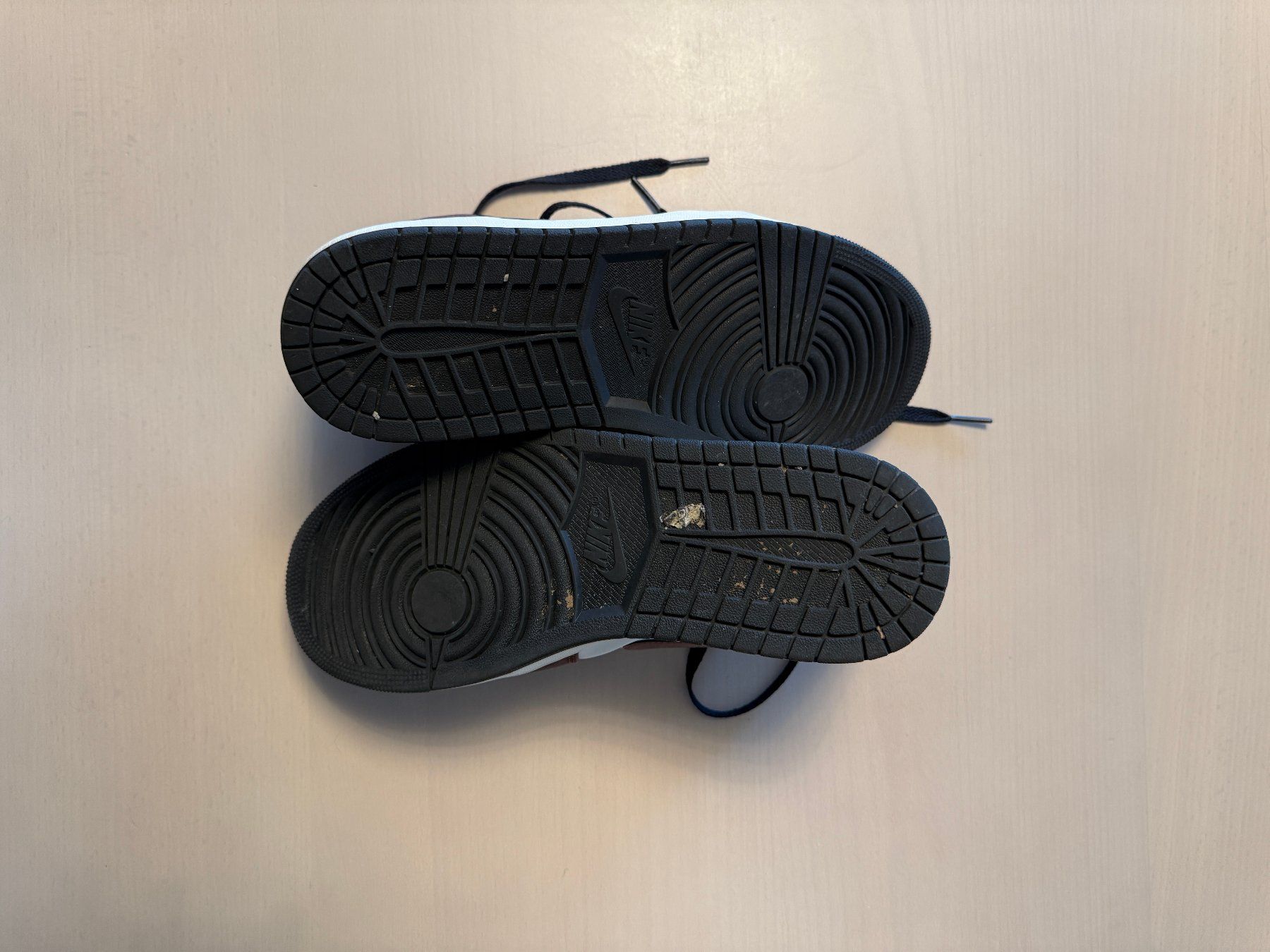 Nike Scarpe da uomo: Nike Air Jordan Dunks Low – Usato da Bäch SZ venduto da nonobscura 3