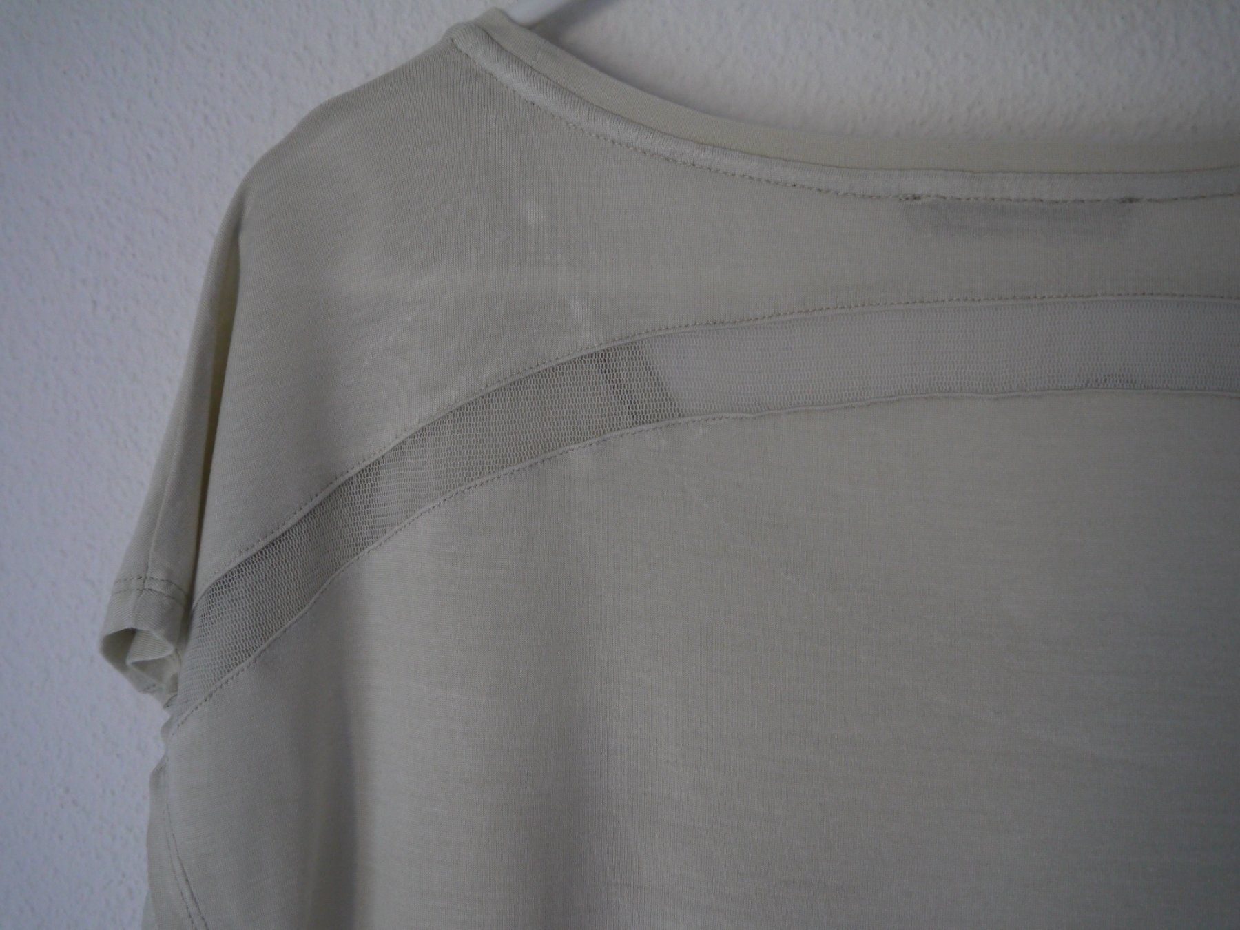 Nile Camicette: NILE Bluse / T-Shirt aus Seide, Modal – Usato da Hagendorn venduto da Blaf 3