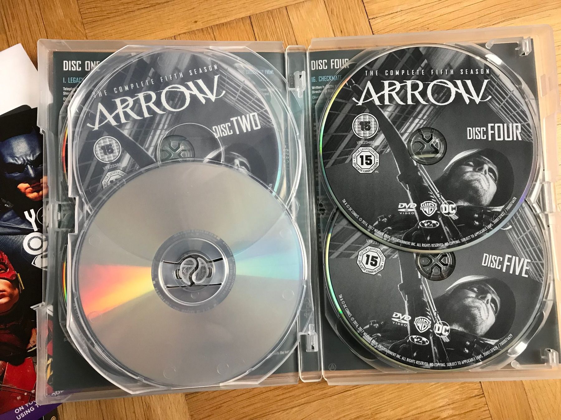 Tutti i DVDs: Arrow - The Complete Fifth Season - DVD – Usato da Zürich venduto da Malcom 2