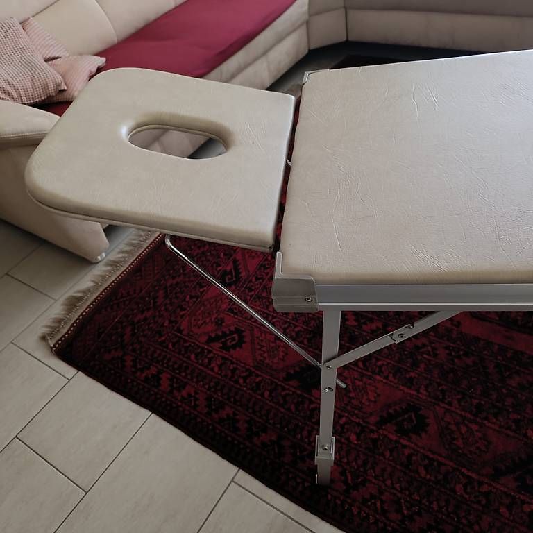 Sedie a sdraio: Klappbare Koffer Massageliege  – Usato da Safnern venduto da billionboy55 2
